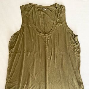 Three Dots Olive Green Tank XL - USA Made